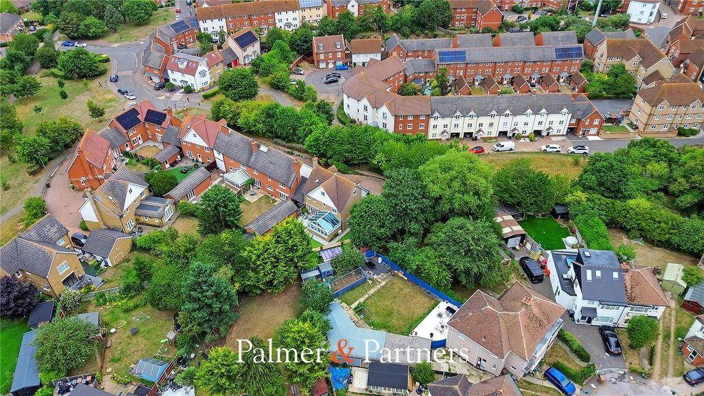 Property photo 3 of 45 Picture No. 05