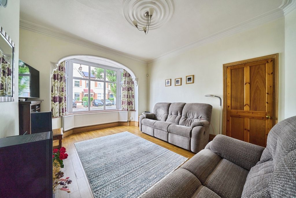 Property photo 2 of 18 Pbox-Img.Jpg