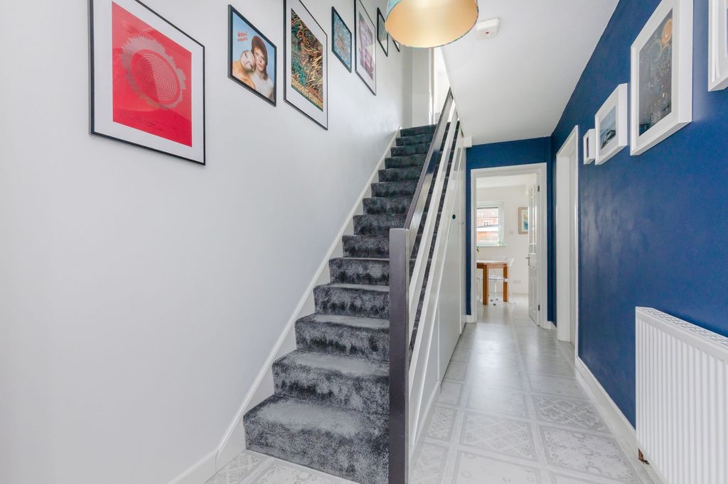 Additional image 6 of 3 bed terraced house for saleThe Martlets, Lewes BN7