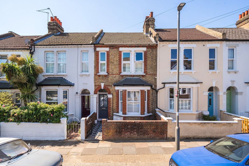 Property photo 1 of 11 1498795-1-6A69d84...