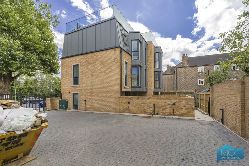 Property photo 2 of 22 Picture No. 02