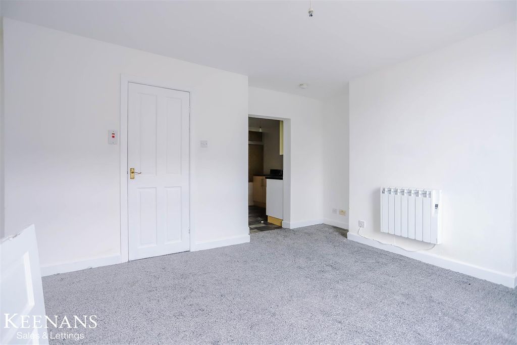 Property photo 3 of 12 Img_3