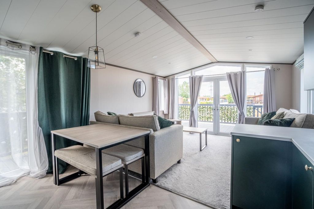 Property photo 3 of 15 Fk-13.Jpg