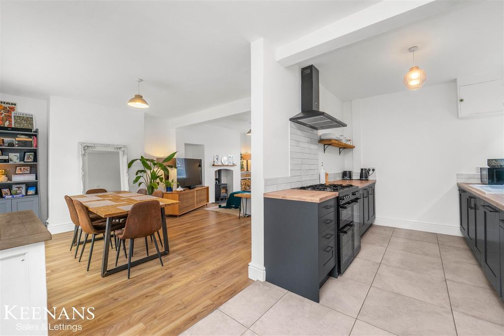 Property photo 1 of 38 4.Jpg