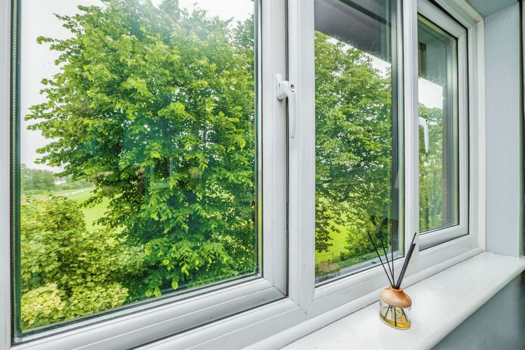 Additional image 5 of 1 bed flat for saleNewport Road, Roath, Cardiff CF24
