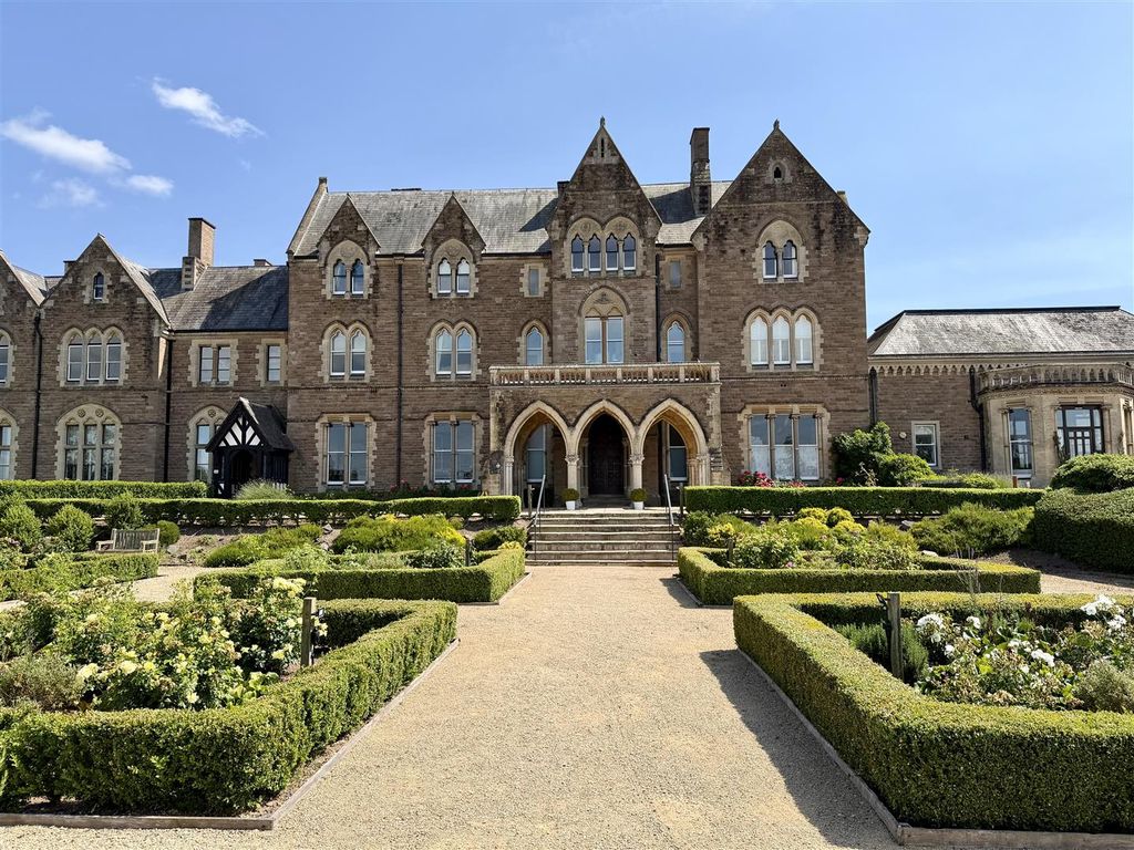 2 bed flat for saleWormelow, Hereford HR2 photo 4
