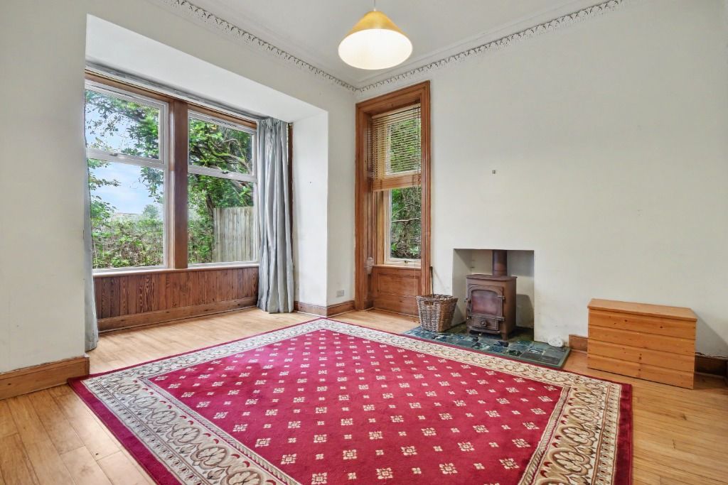 Property photo 1 of 33