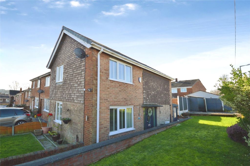 Property photo 1 of 19 Front