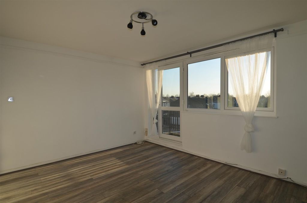 Property photo 2 of 13 Reception Room