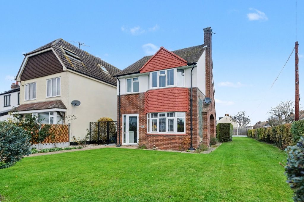 Property photo 3 of 15