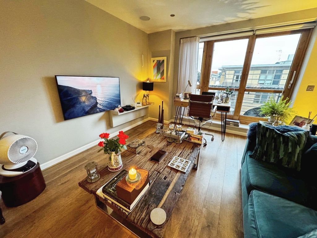 Property photo 1 of 8 Picture No. 09