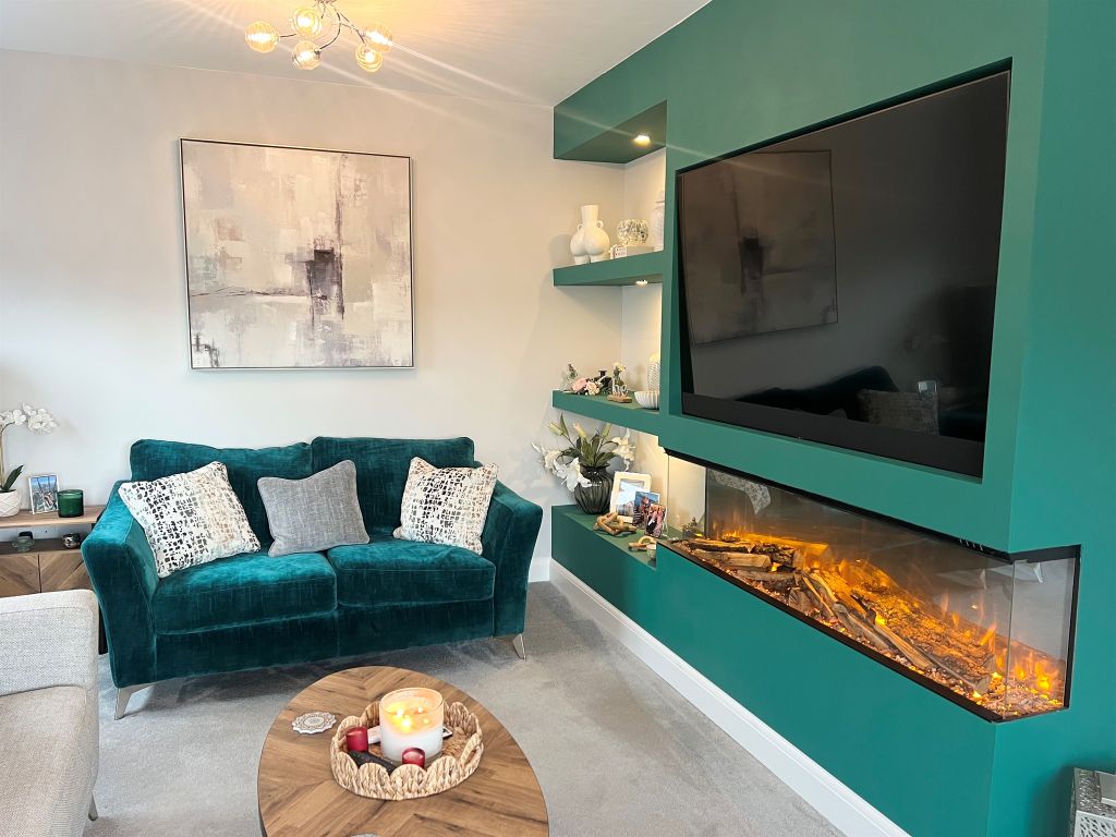 Property photo 3 of 27