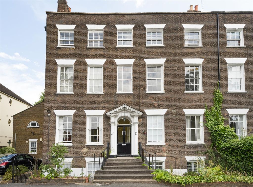 Property photo 1 of 19