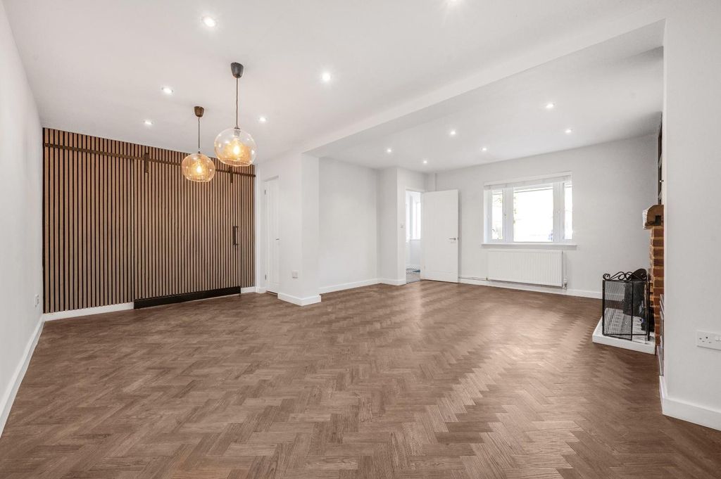 Property photo 3 of 21 Dsc_4031.Jpg