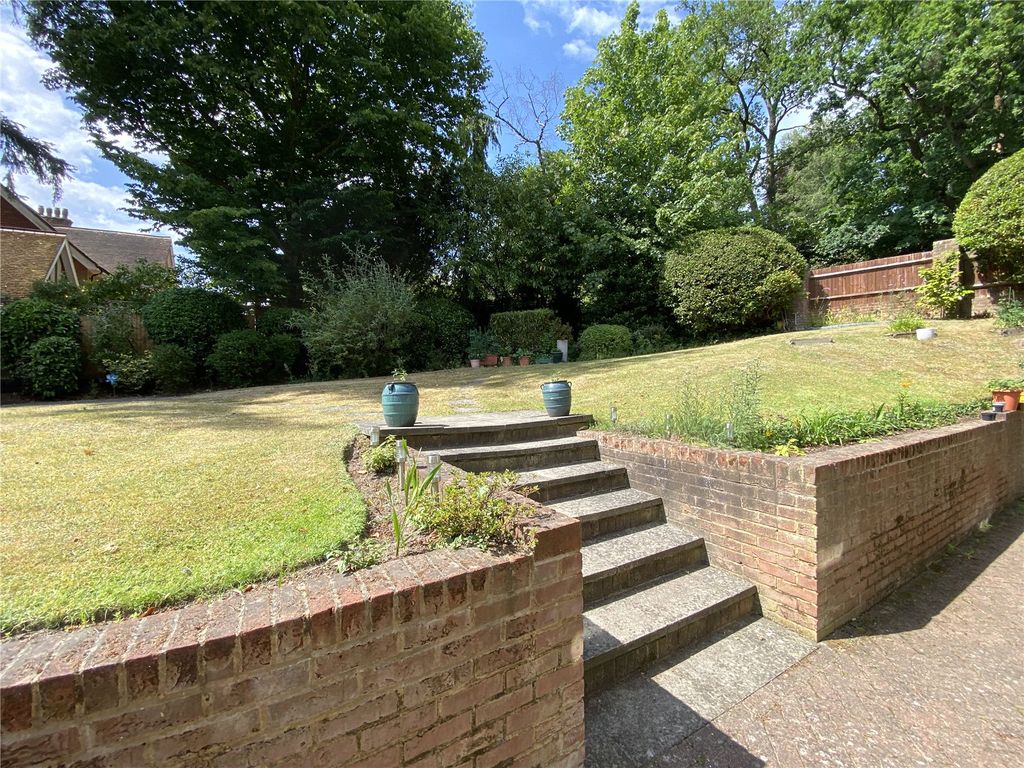 Property photo 3 of 14 Picture No. 22