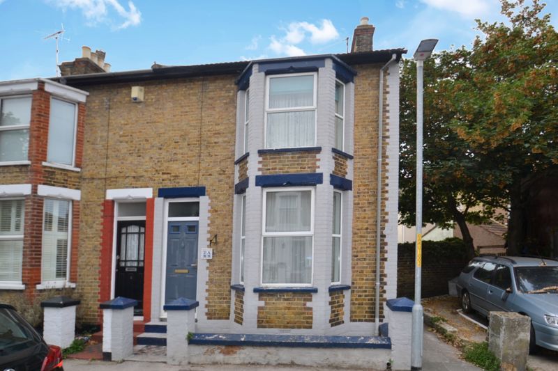 Property photo 1 of 10 Photo 11