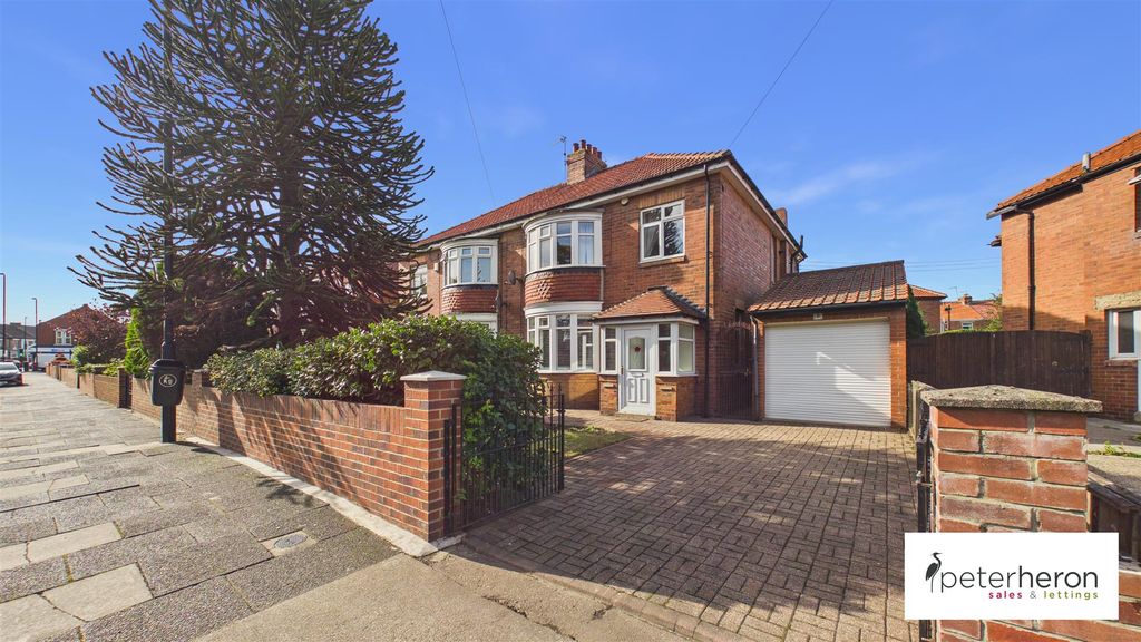Property photo 1 of 35