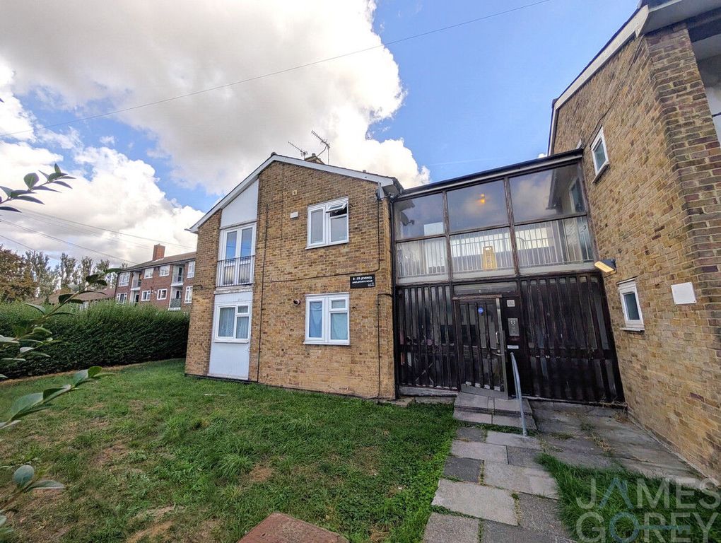 Property photo 2 of 5