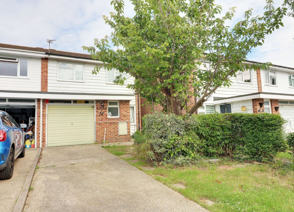 Property photo 1 of 13 Front