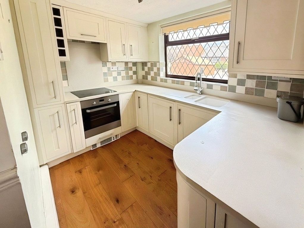 Property photo 2 of 14 Picture No. 04