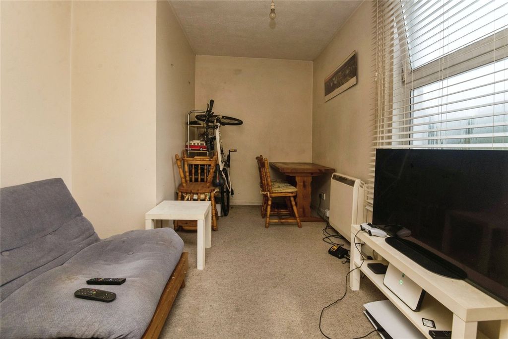 Property photo 2 of 13 Picture No. 06