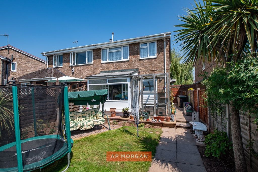 Property photo 2 of 13 Picture No. 04