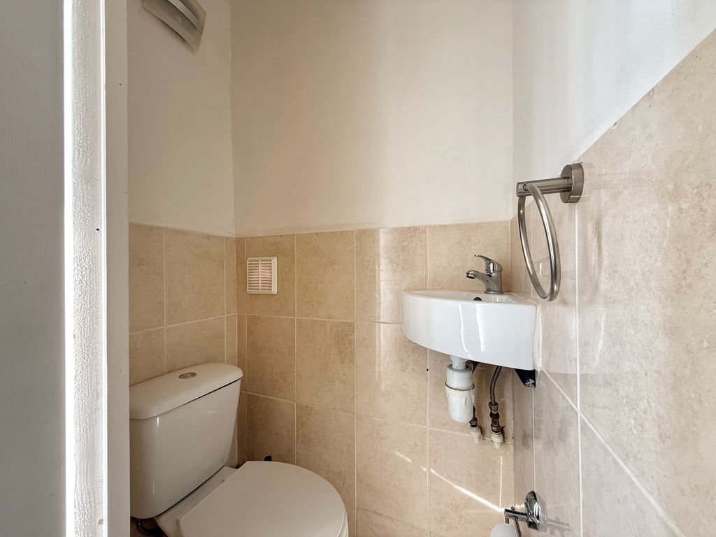 Property photo 3 of 11 Downstairs W/C