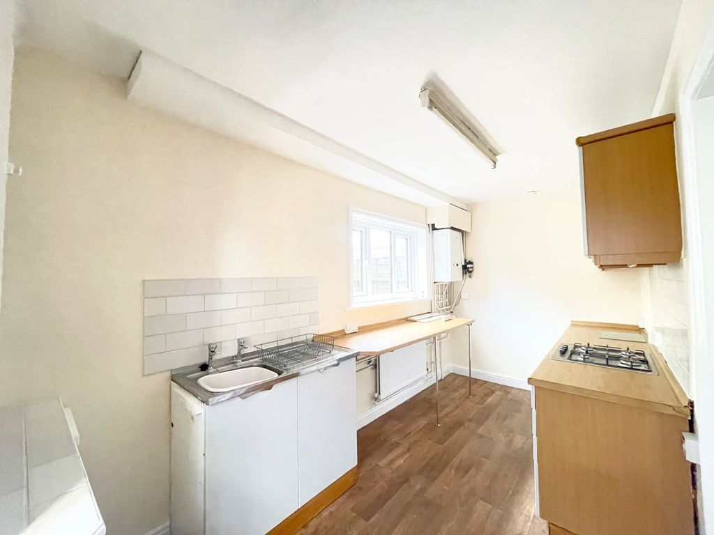 Property photo 3 of 10 Picture No. 32