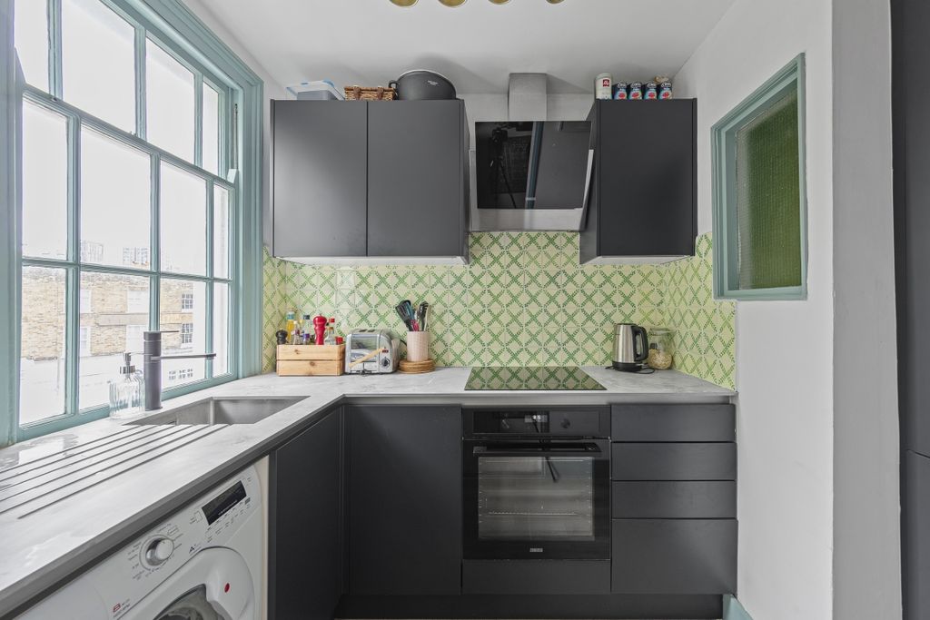 Property photo 2 of 11 094A2892
