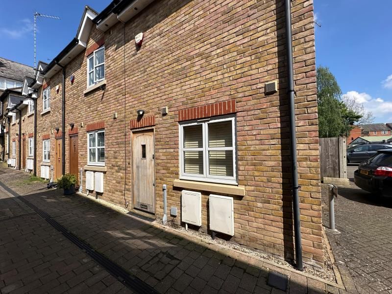 Property photo 1 of 5