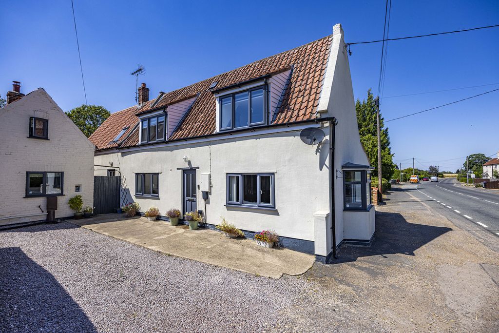 Property photo 3 of 20