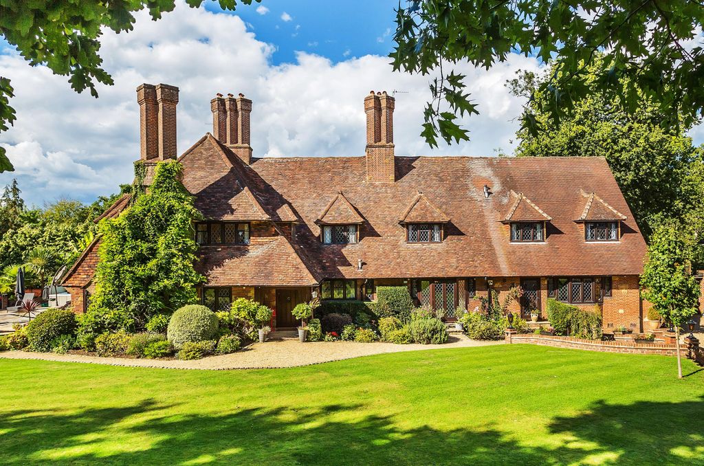 Property photo 1 of 27 Image