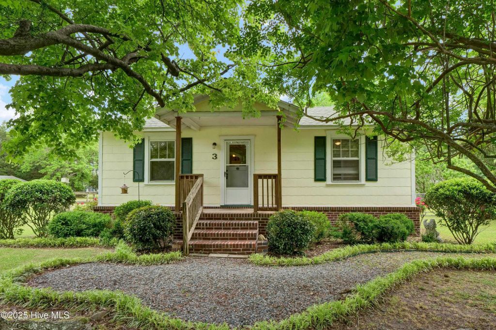 Property photo 1 of 31