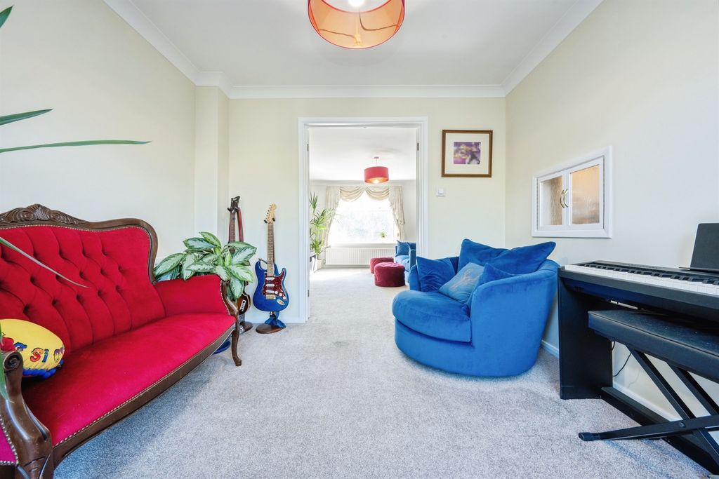Property photo 2 of 15