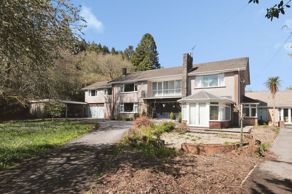 Property photo 1 of 35 Greystone-44