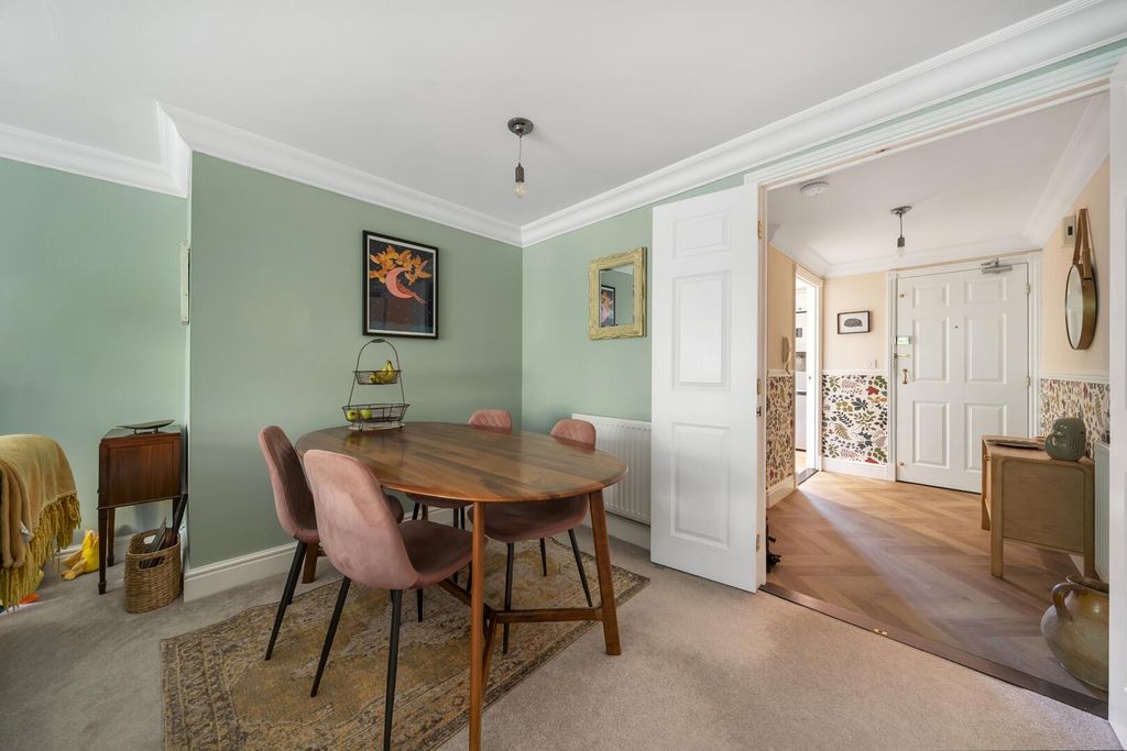 Property photo 3 of 21 Dining Room