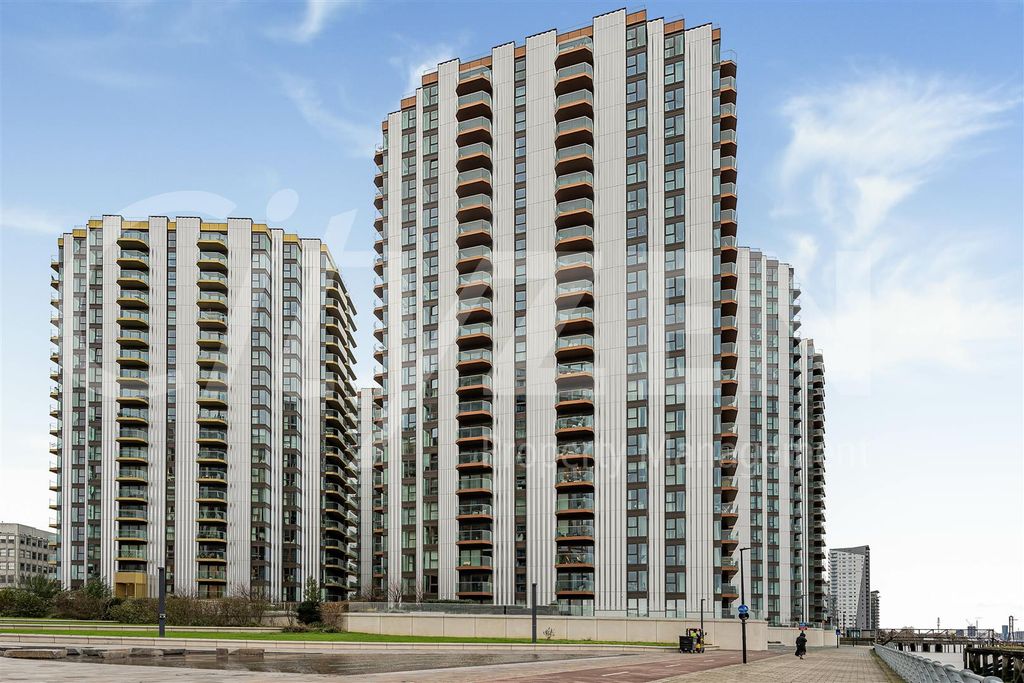 Property photo 1 of 20 Sailors Wharf (Unit 1203)