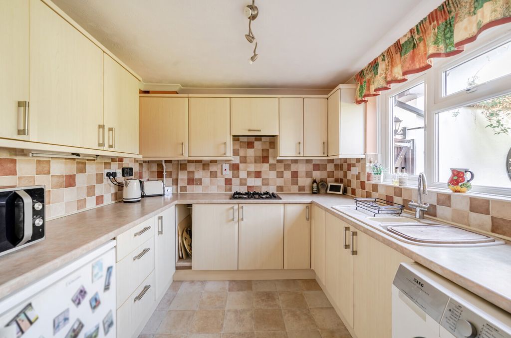 Property photo 2 of 20 1459226-14-6A1747...