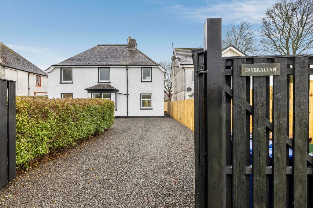 Property photo 3 of 40 2