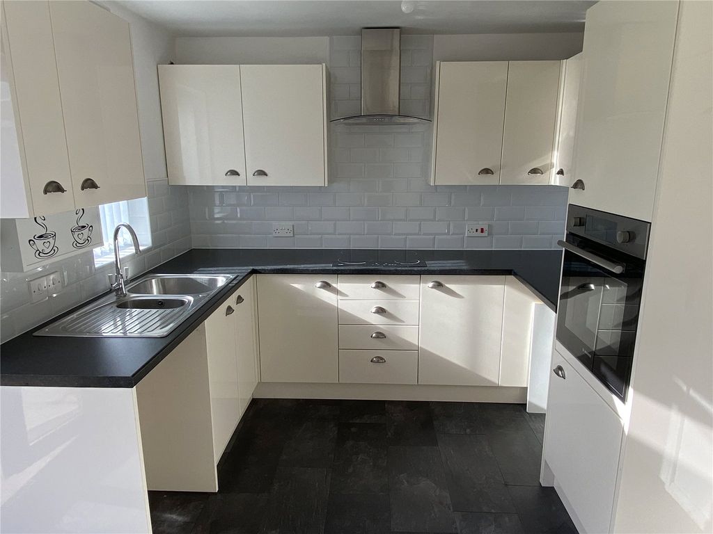 Property photo 3 of 8 Picture No. 07