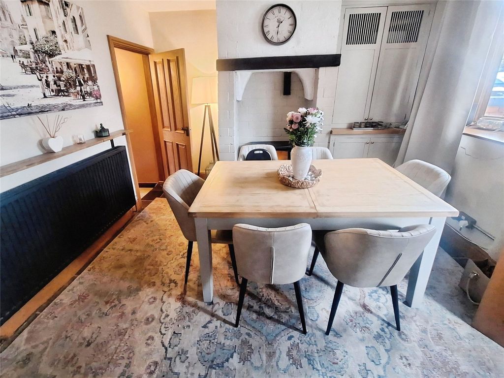 Property photo 3 of 12 Dining Room