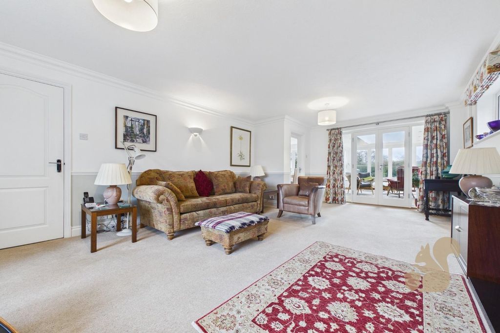 Property photo 2 of 36 Cam03877G0-Pr0318-Still024.Jpg