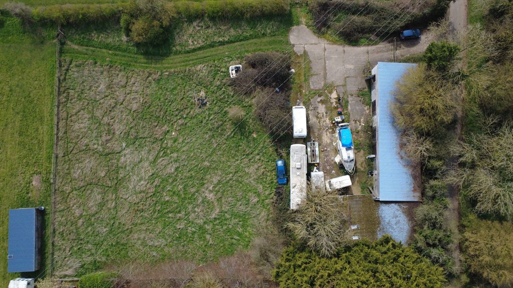 Property photo 1 of 17 Aerial