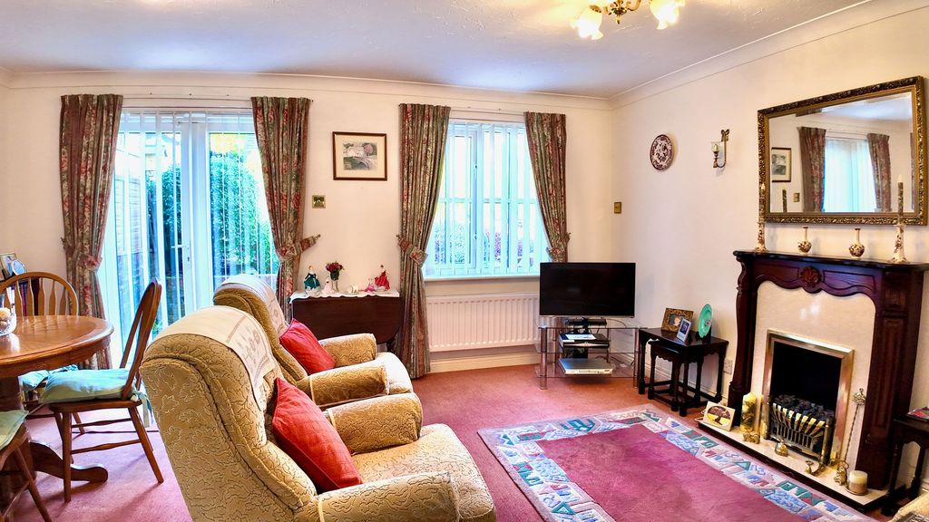 Property photo 3 of 26