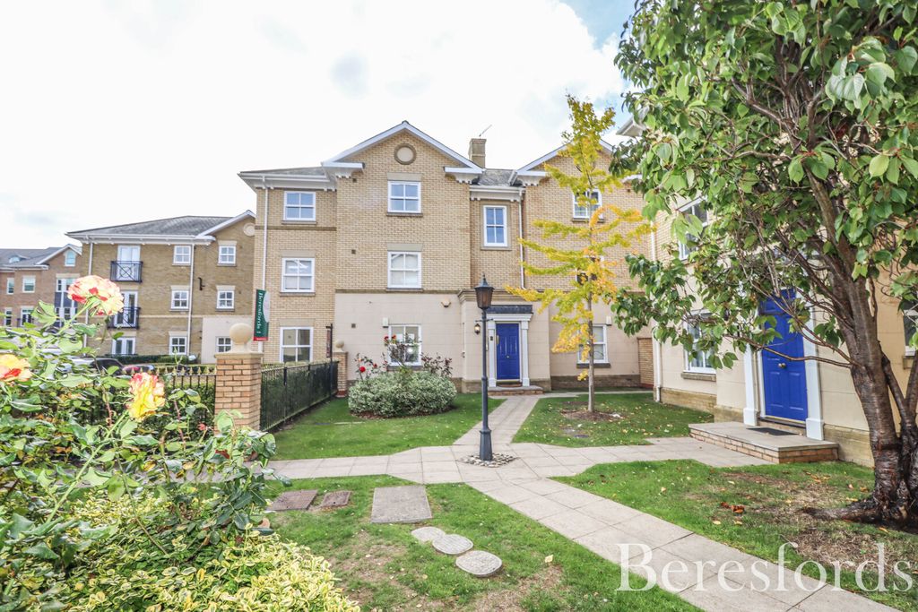 Property photo 1 of 14 Front