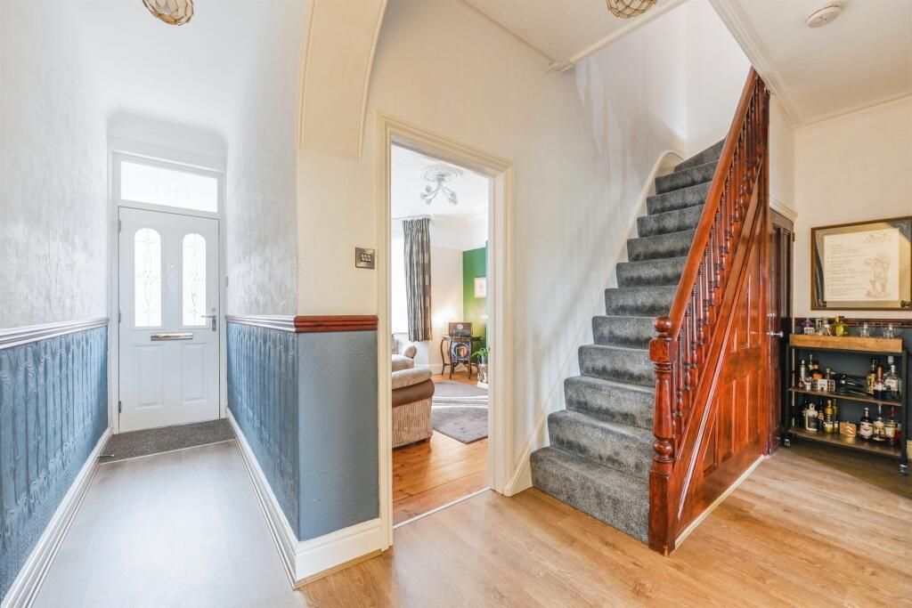 Property photo 2 of 10 Image