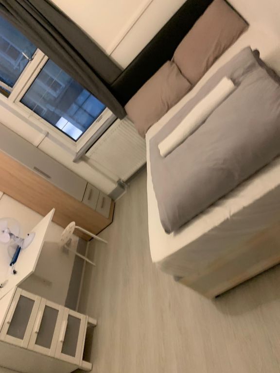 Property photo 1 of 2