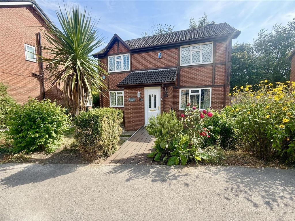 Property photo 1 of 21