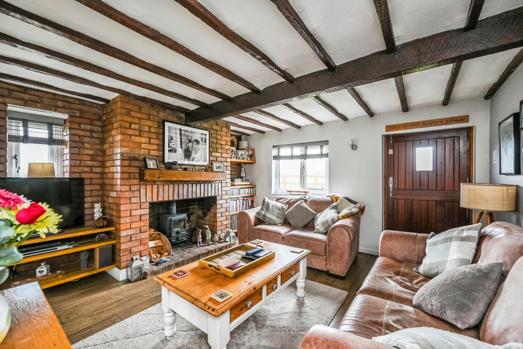 Property photo 3 of 17 Photography