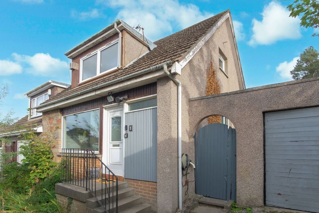 Property photo 1 of 21